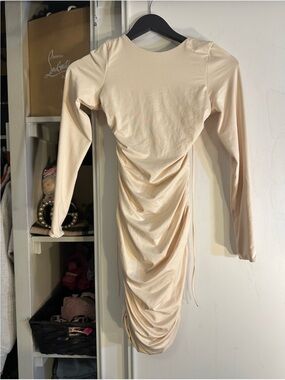 Oh Polly open back Long Sleeve Cream Midi Dress